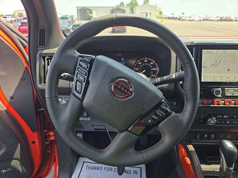 Used 2025 Nissan Frontier Pro-X w/ Pro Premium Package RWD image 6