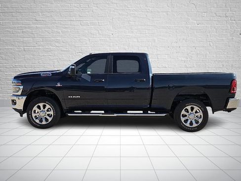 New 2026 RAM 2500 Big Horn AWD/4WD image 2