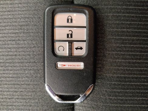Used 2022 Honda Accord Sport image 32