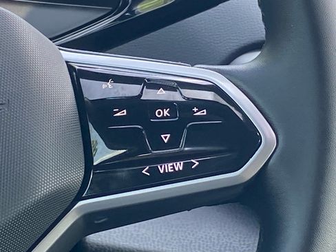 Certified 2023 Volkswagen ID.4 Pro S AWD/4WD image 8