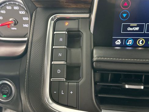 Used 2021 Chevrolet Tahoe Premier image 17