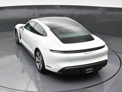 Used 2024 Porsche Taycan 4S AWD/4WD image 33
