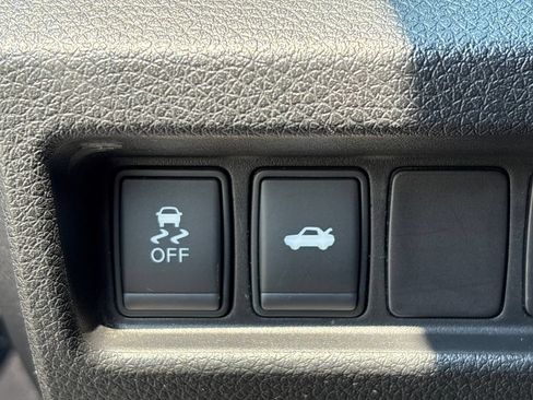 Used 2015 Nissan Altima 2.5 S w/ Special Edition Package FWD image 9
