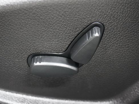 Used 2012 Ford Focus SEL FWD image 13