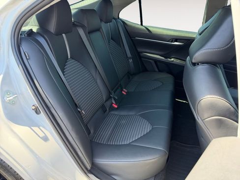 Used 2023 Toyota Camry SE w/ Cold Weather Package FWD image 24