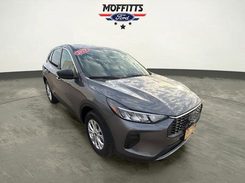 Certified 2023 Ford Escape Active AWD/4WD image 3