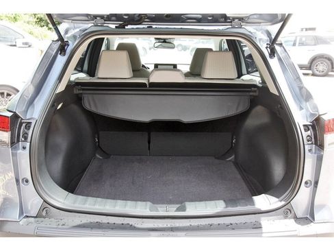 Used 2026 Toyota Corolla Cross L FWD image 6