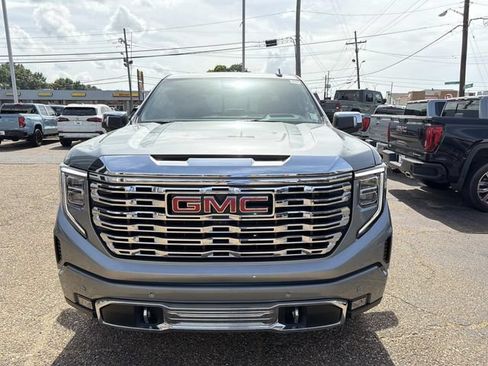 Used 2024 GMC Sierra 1500 Denali w/ Denali Reserve Package RWD image 2