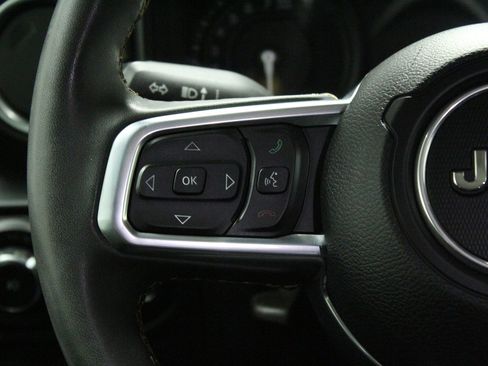 Used 2024 Jeep Wrangler Sahara w/ Technology Group AWD/4WD image 23