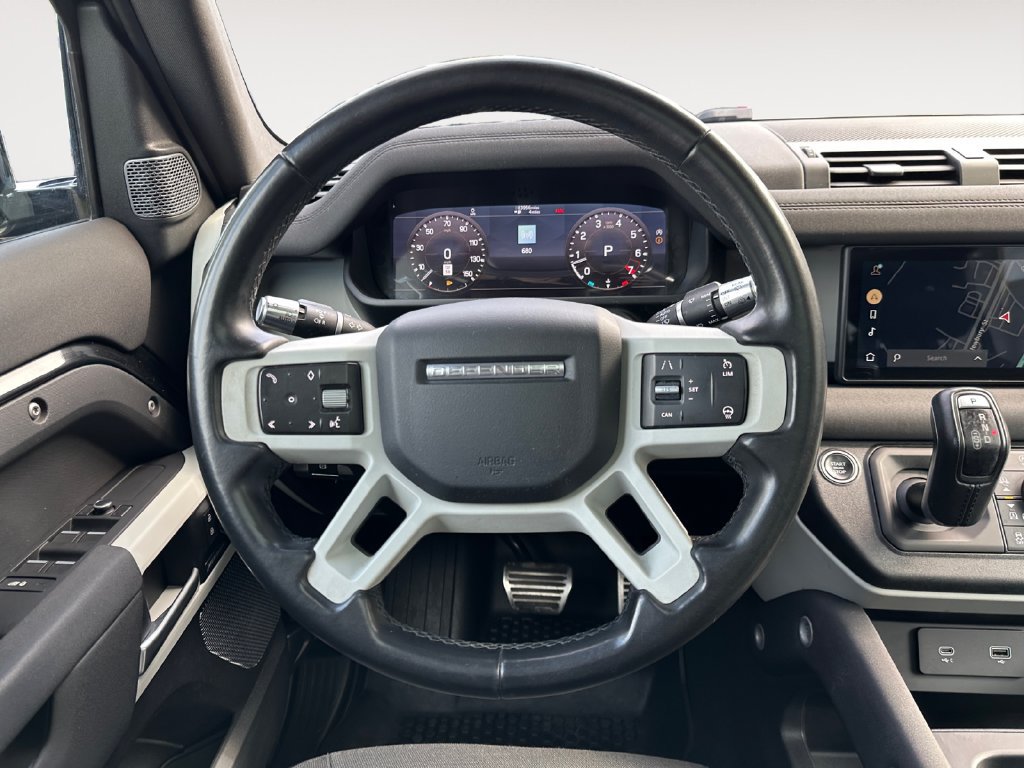 Used 2020 Land Rover Defender 110 S AWD/4WD image 13
