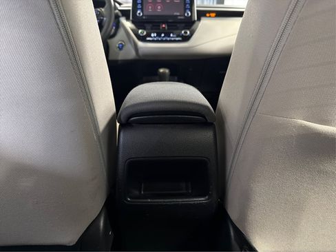 Used 2021 Toyota Corolla LE FWD image 24
