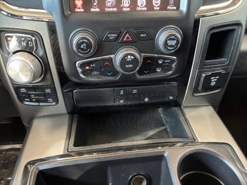 Used 2014 RAM 1500 Sport image 22