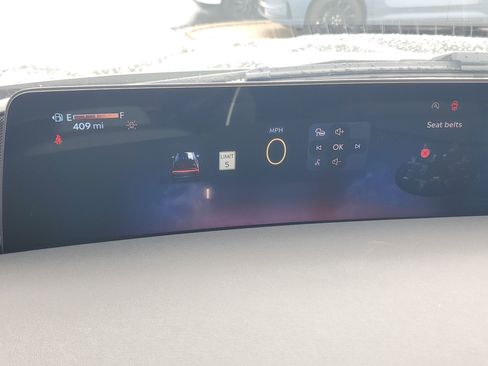 New 2026 Lincoln Navigator Premiere image 17