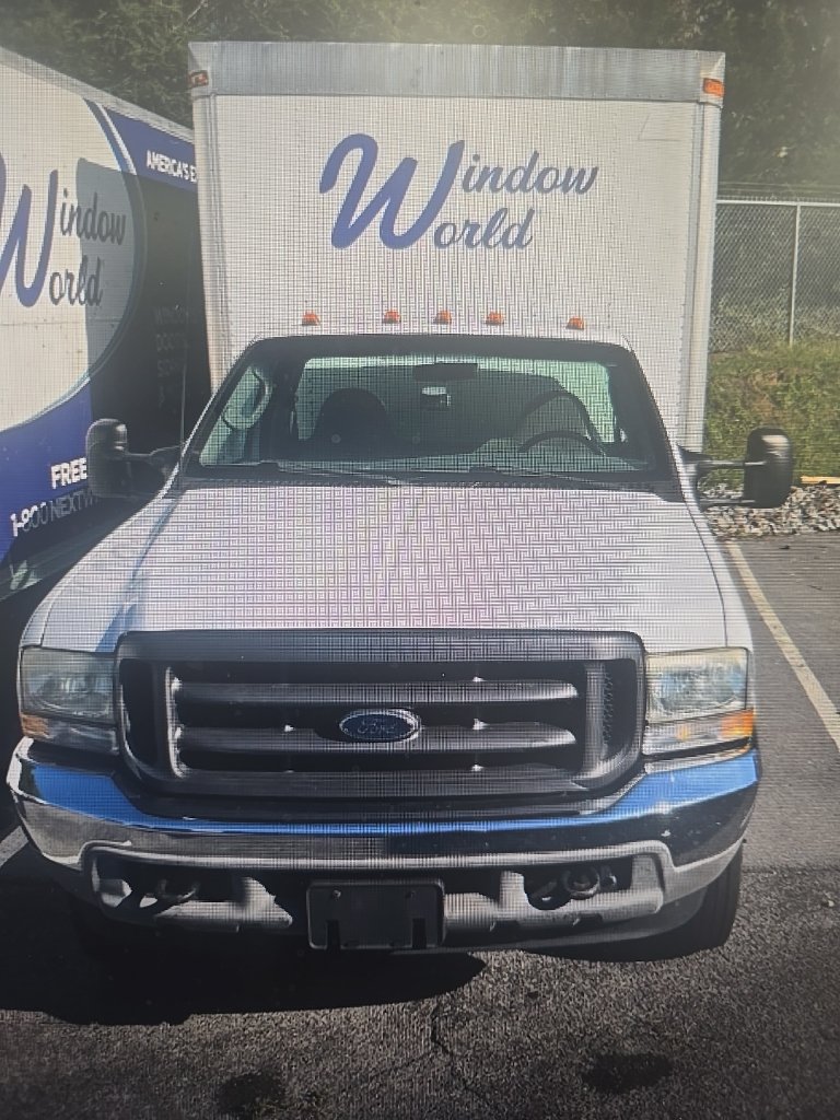 Used 2003 Ford F550 2WD Regular Cab Super Duty image 1