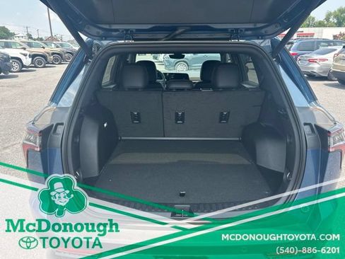 Used 2025 Chevrolet Equinox RS w/ Safety and Technology Package AWD/4WD image 6