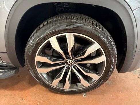 Used 2020 Volkswagen Atlas Cross Sport SEL Premium R-Line w/ Cross Sport MDO Package AWD/4WD image 8