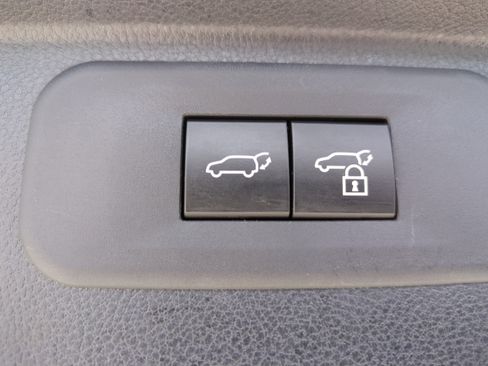 Used 2024 Toyota Grand Highlander XLE image 12