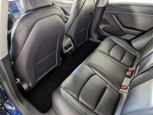 Used 2021 Tesla Model 3 Standard Range Plus image 16