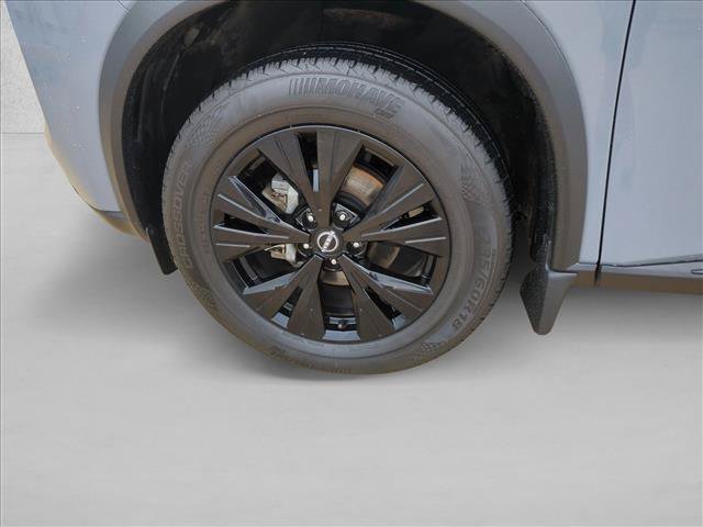 Used 2023 Nissan Rogue SV AWD/4WD image 24