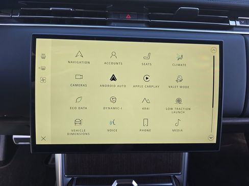 New 2026 Land Rover Range Rover Long Wheelbase SE AWD/4WD image 23