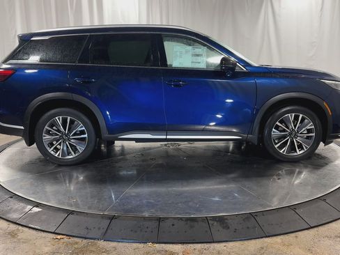 New 2026 INFINITI QX60 Luxe w/ Cargo Package image 2