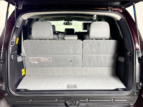 Used 2014 Toyota Sequoia Limited AWD/4WD image 22