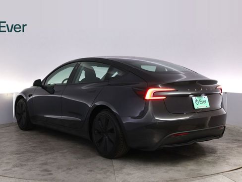 Used 2025 Tesla Model 3 Long Range RWD image 16