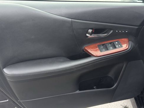 Used 2010 Lexus HS 250h FWD image 8
