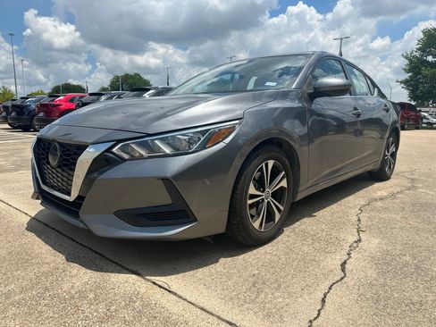 Used 2021 Nissan Sentra SV FWD image 3