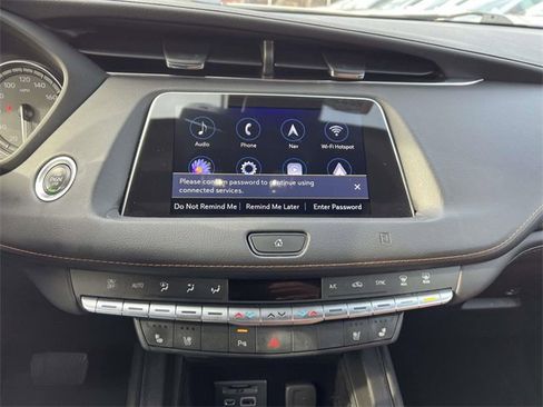 Used 2021 Cadillac XT4 Premium Luxury image 23