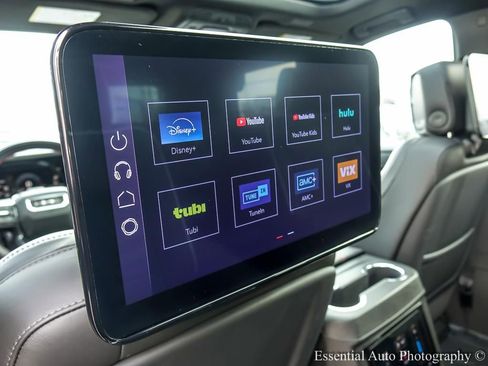 Used 2025 GMC Yukon AT4 Ultimate w/ LPO, Floor Liner Package image 13