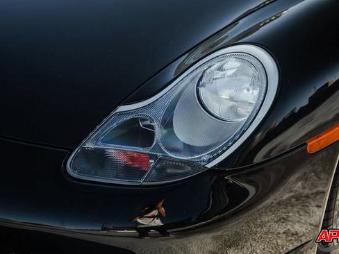 Used 2000 Porsche 911 GT3 RS image 39