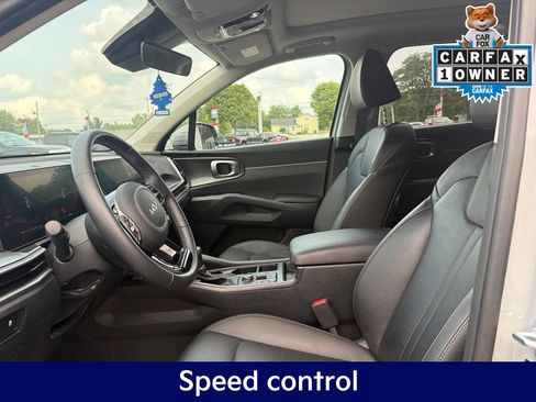 Used 2025 Kia Sorento S w/ Panoramic Sunroof Package AWD/4WD image 16