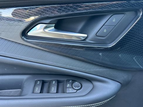 New 2025 Chevrolet Blazer EV LT image 11