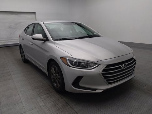 Used 2018 Hyundai Elantra SEL image 13