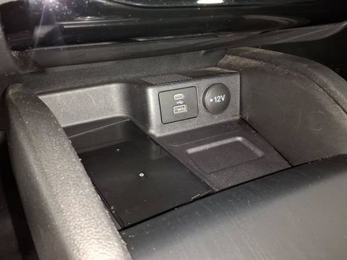 Used 2023 Ford Escape Platinum AWD/4WD image 26