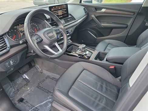 Used 2022 Audi Q5 2.0T Premium image 12
