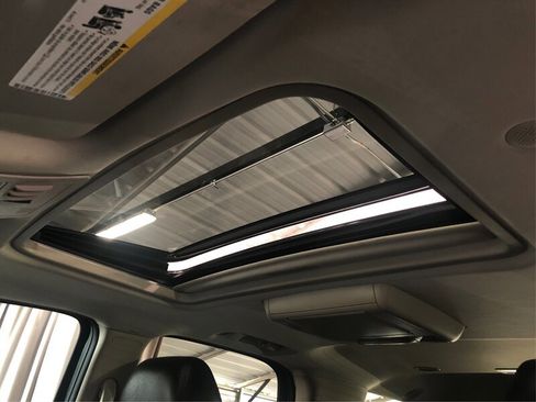 Used 2012 GMC Yukon SLT image 12