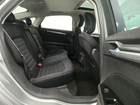 Used 2014 Ford Fusion SE image 29