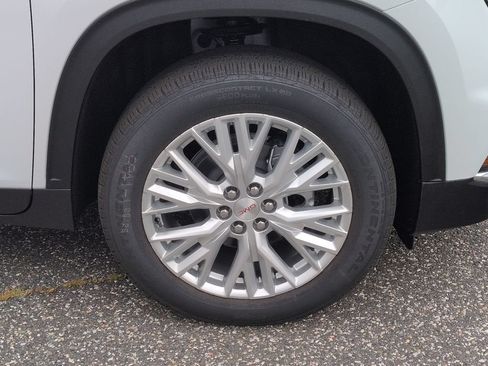 New 2026 GMC Acadia Elevation w/ Elevation Premium Package AWD/4WD image 28