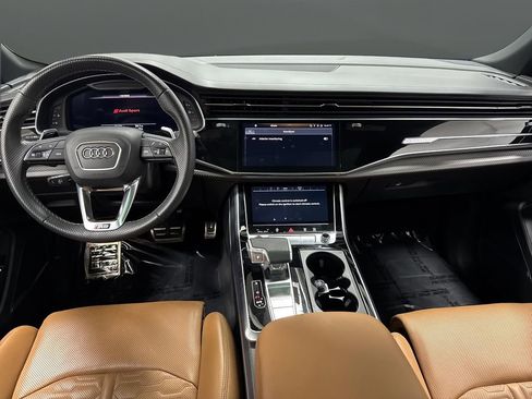 Used 2023 Audi RS Q8 4.0T w/ Black Optic Package image 5