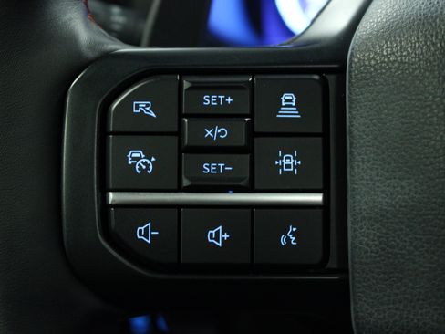 Used 2025 Ford F150 Raptor AWD/4WD image 21