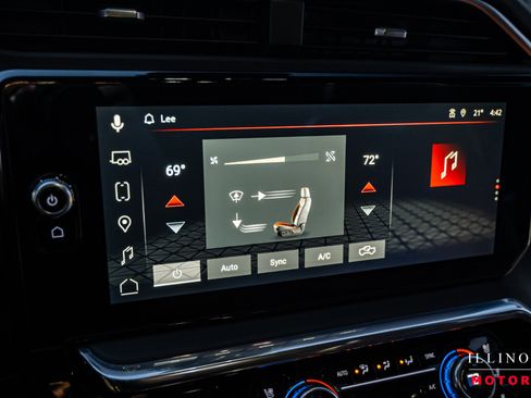 Used 2025 GMC Sierra 3500 Denali Ultimate image 23