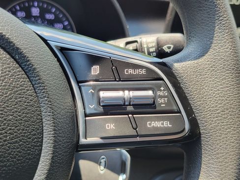 Used 2021 Kia Forte LXS FWD image 16