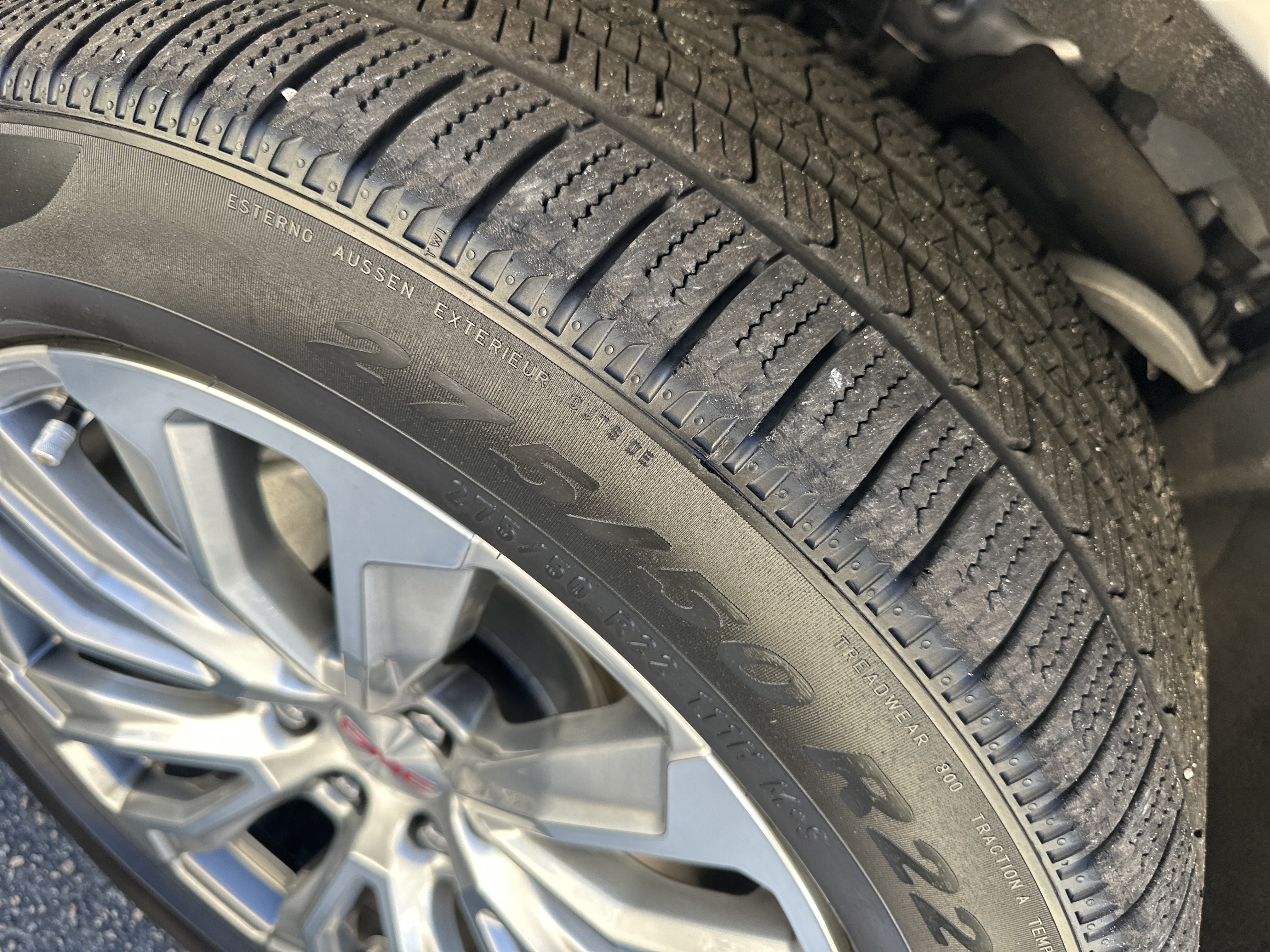 Used 2023 GMC Yukon Denali AWD/4WD image 7