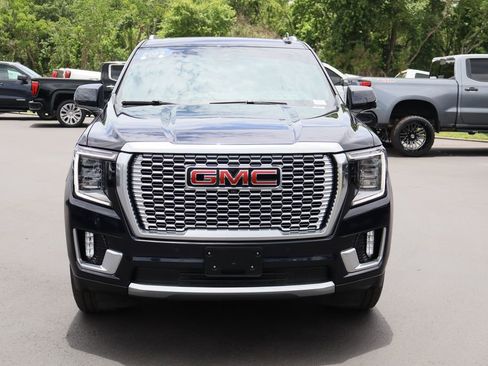 Used 2023 GMC Yukon XL Denali RWD image 4