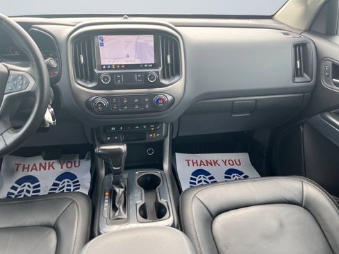 Used 2019 Chevrolet Colorado Z71 AWD/4WD image 11