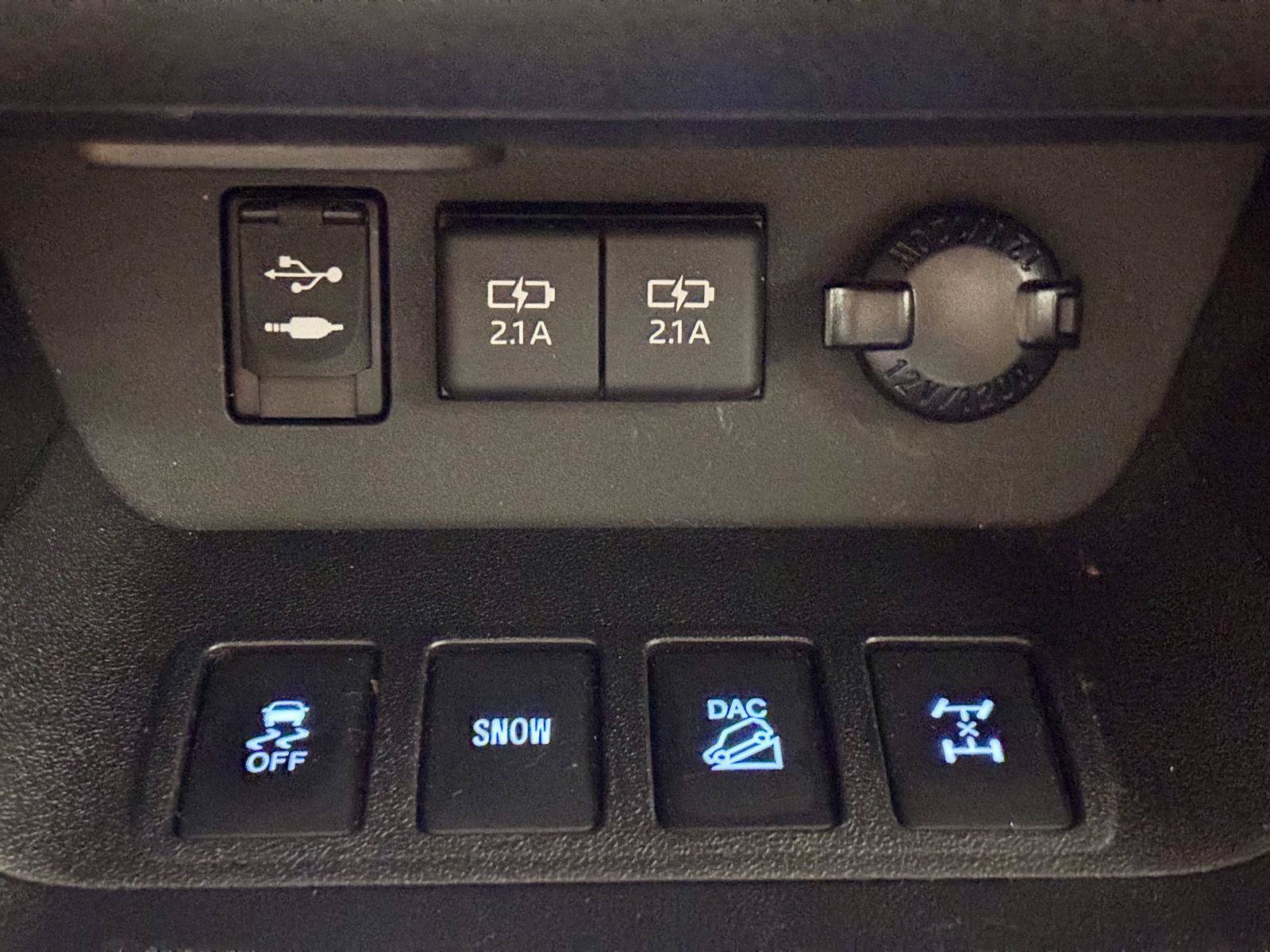 Used 2019 Toyota Highlander Limited Platinum AWD/4WD image 33