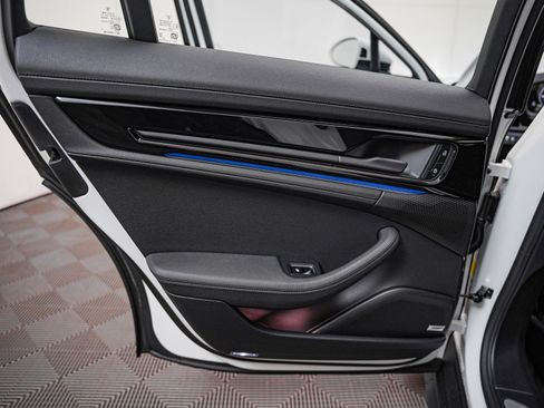 New 2026 Porsche Panamera image 26