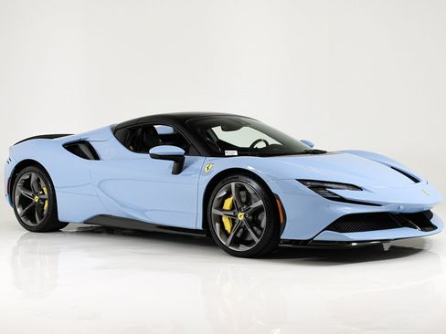 Certified 2024 Ferrari SF90 Spider AWD/4WD image 18